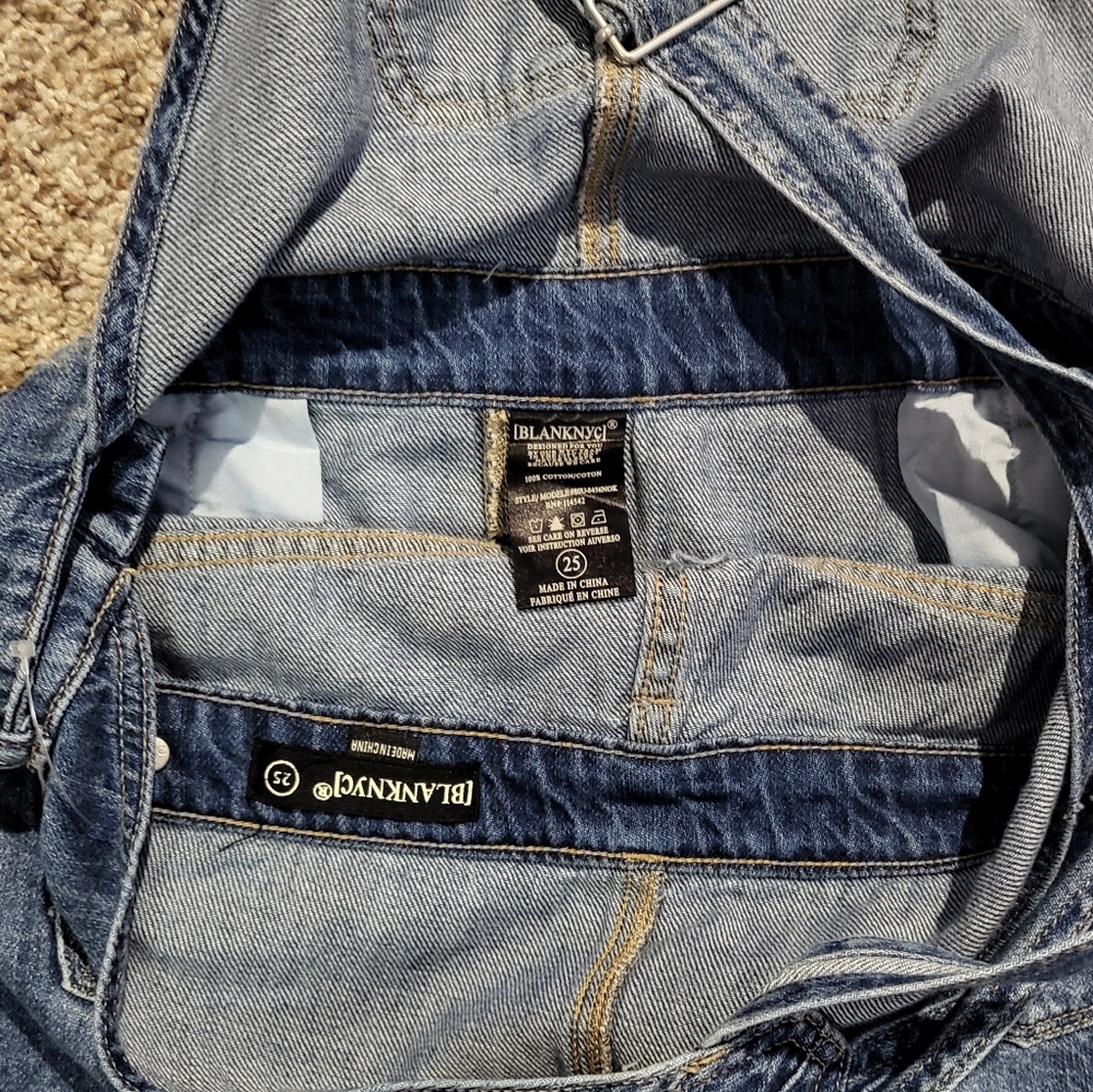 NWT Blank NYC overalls size 25 xs/s - Picture 3 of 6